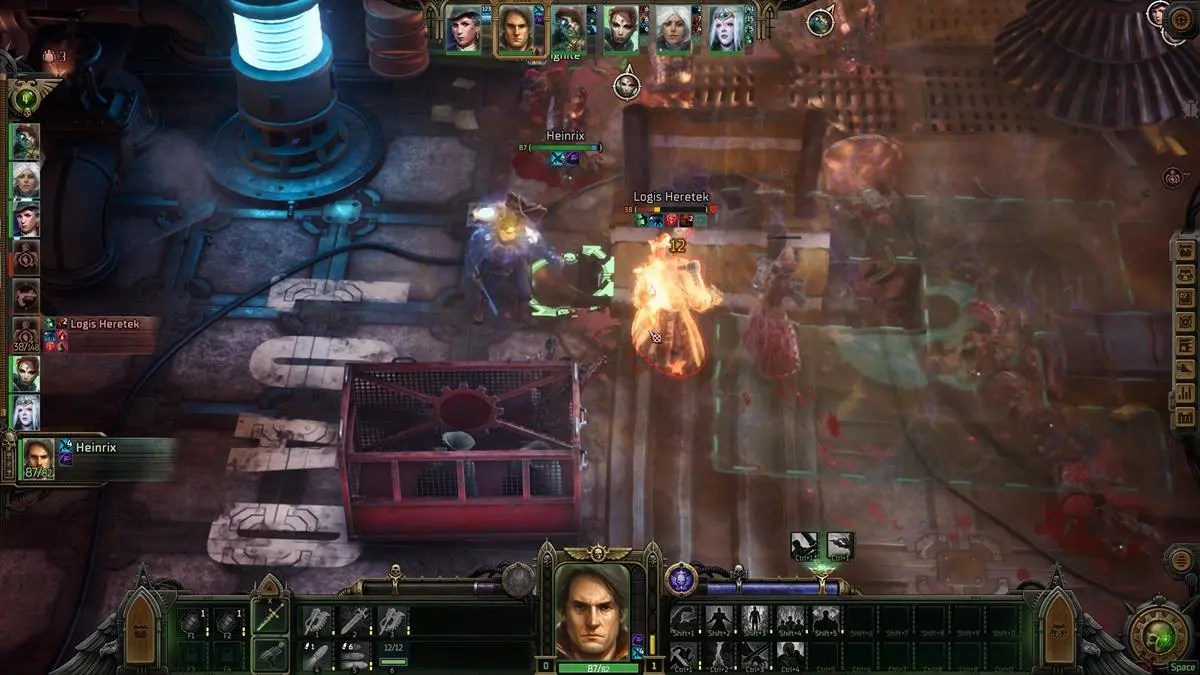enemigo en llamas en Warhammer 40k Rogue Trader