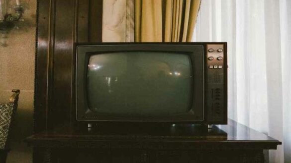 Cómo hacer televisión en Infinite Craft
