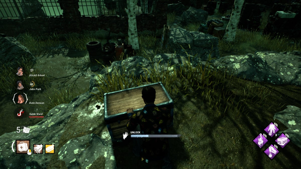 Dwight desbloquea un cofre en Dead by Daylight