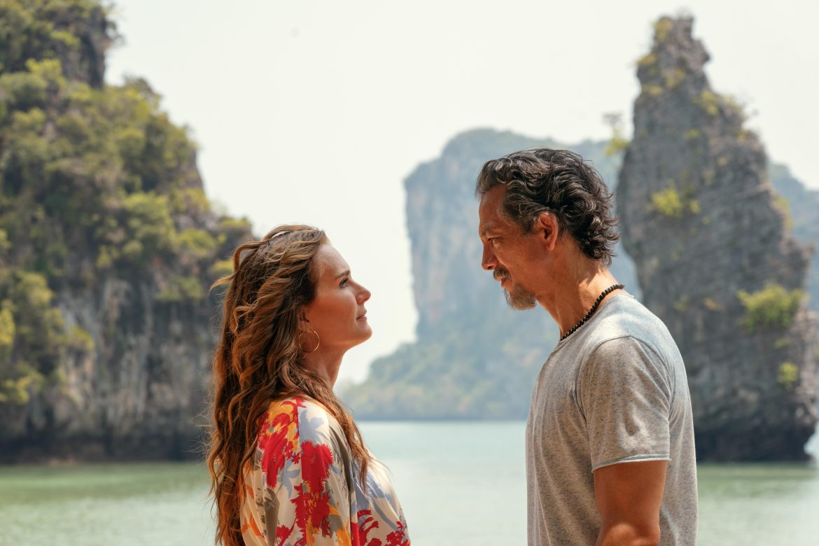 Reseña de 'La madre de la novia': ¿Comedia romántica mediocre o plan de lavado de dinero?
