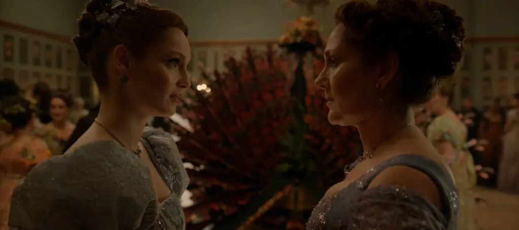 Francesca y Lady Bridgerton en la temporada 3