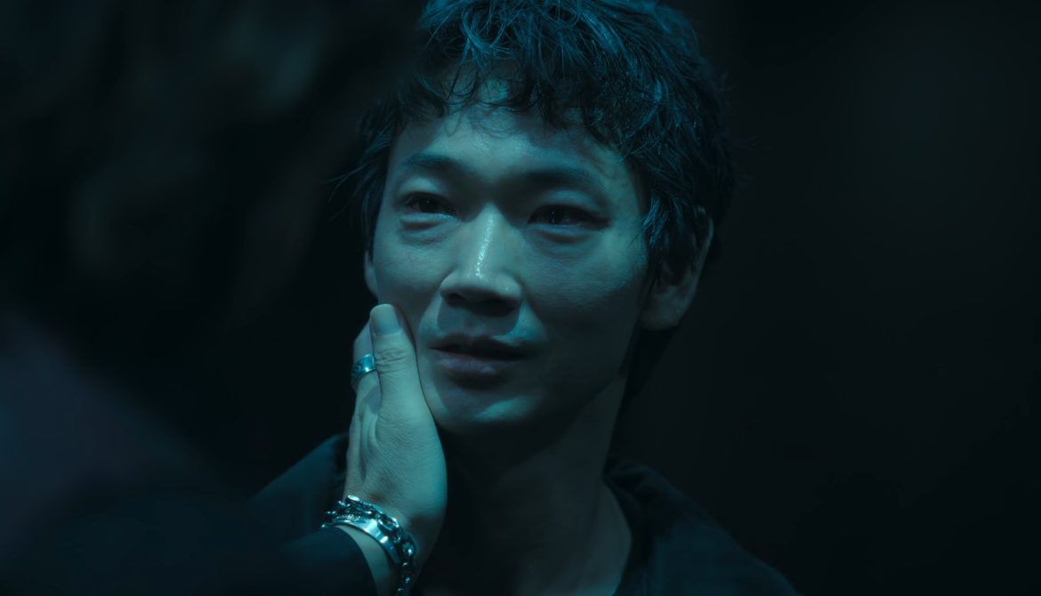 El final de 'Tokyo Swindlers' hace que Takumi descubra una oscura verdad
