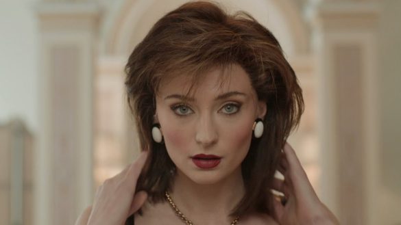 Resumen: Sophie Turner impresiona en el estreno de 'Joan'
