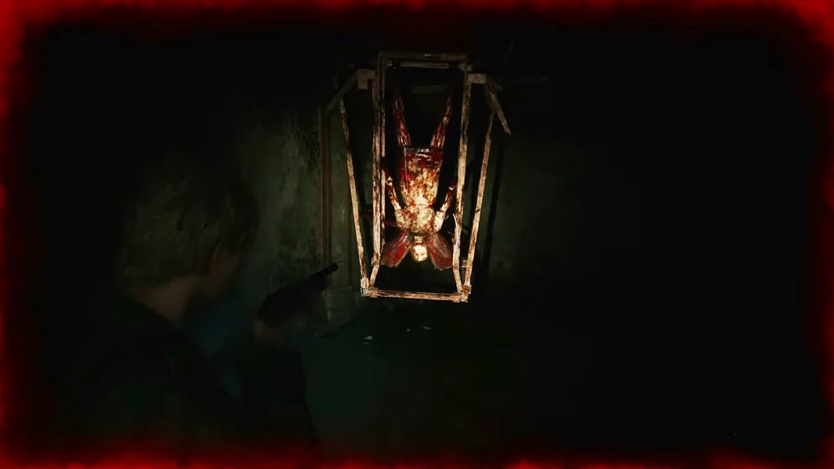Silent Hill 2 Remake James dispara a Mary con una escopeta durante la segunda fase