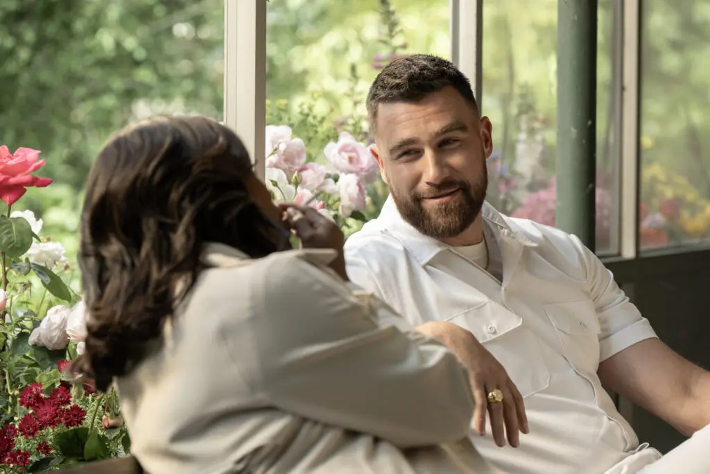 Resumen de los episodios 3 y 4 de 'Grotesquerie': Más y más raro