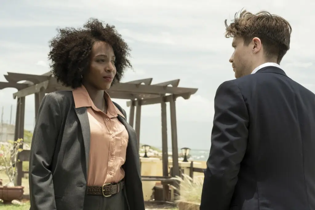 Tamara Lawrance og Joe Dempsie i Get Millie Black