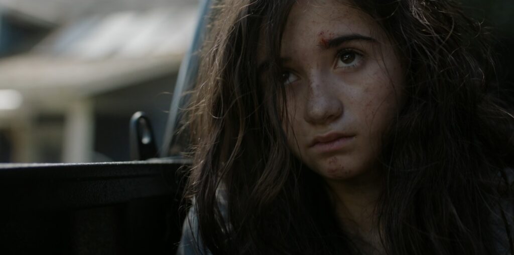 Milania Kerr in „Die Überreste der Erde“.