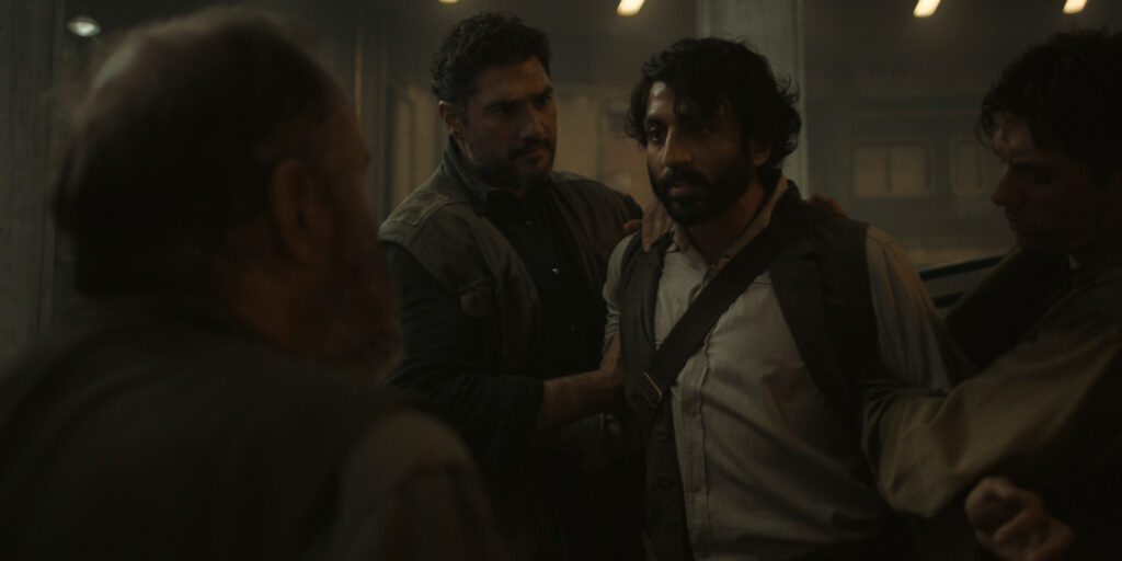 Ο Greg Hemphill, ο Avi Nash και ο Ricky Shah στο Silo