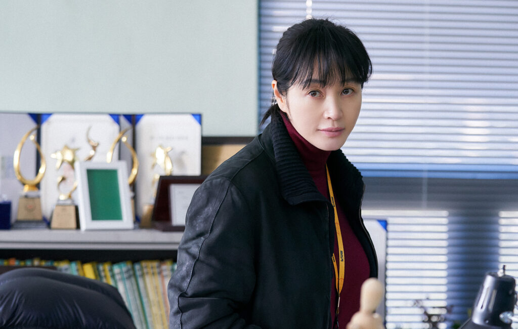 ακόμα ακάλυπτος