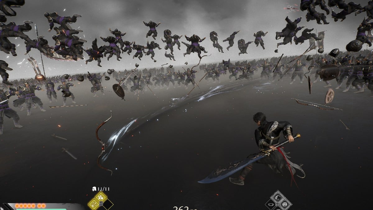 Atacul musou al Dynasty Warriors Origins cu arma Padao trimite zeci de inamici în zbor