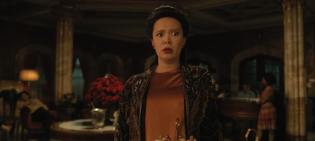 Một cảnh mà Poppy có vẻ ngạc nhiên vì có thể mình đang mang thai trong Nhiệm vụ thần thoại Phần 4, Tập 4