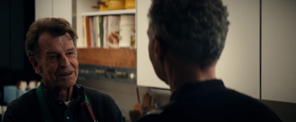 John Noble y John Turturro en Severance Temporada 2