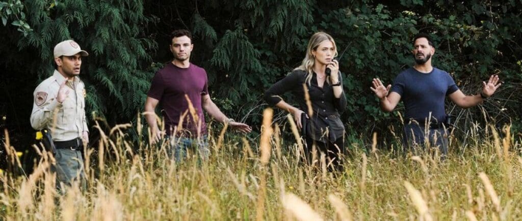 Josh McKenzie, Melissa Roxburgh und Patrick Sabongui auf der Jagdparty