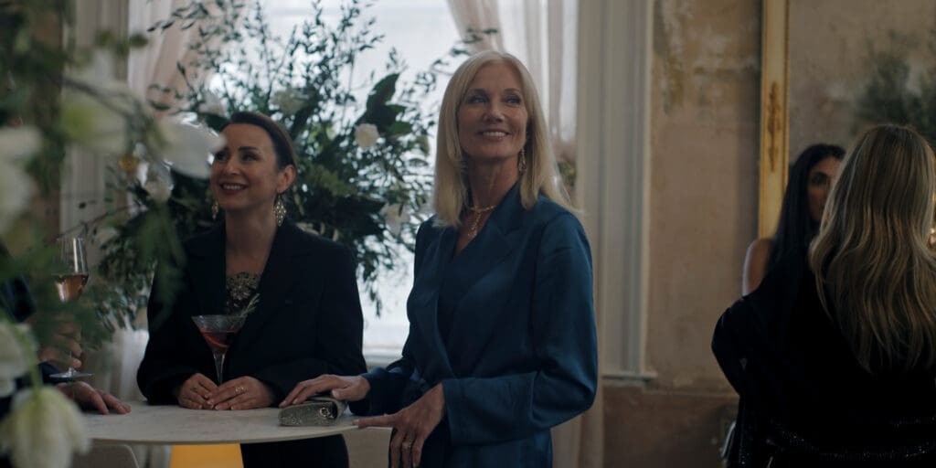 Joely Richardson în Sezonul 2 de Surface
