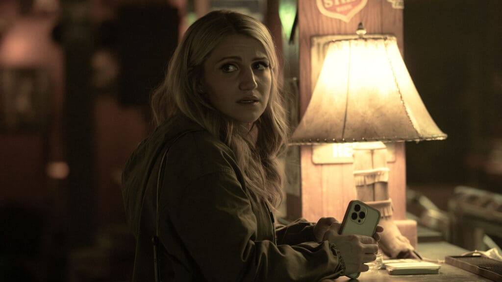 Annaleigh Ashford en cara feliz