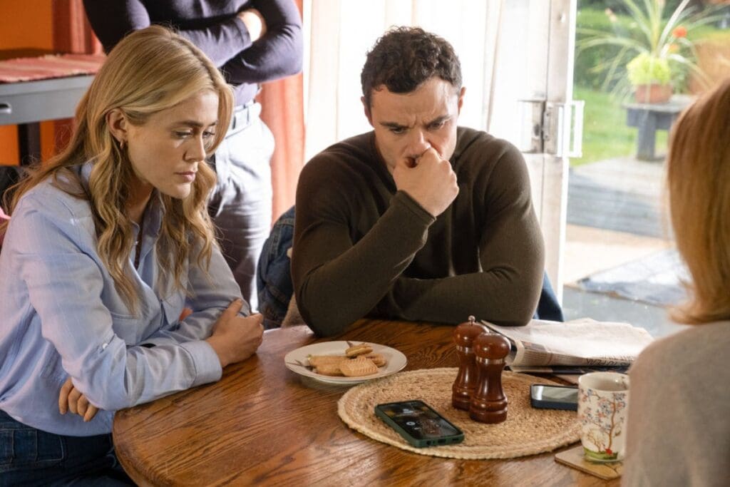 Melissa Roxburgh og Josh McKenzie til jagtfesten