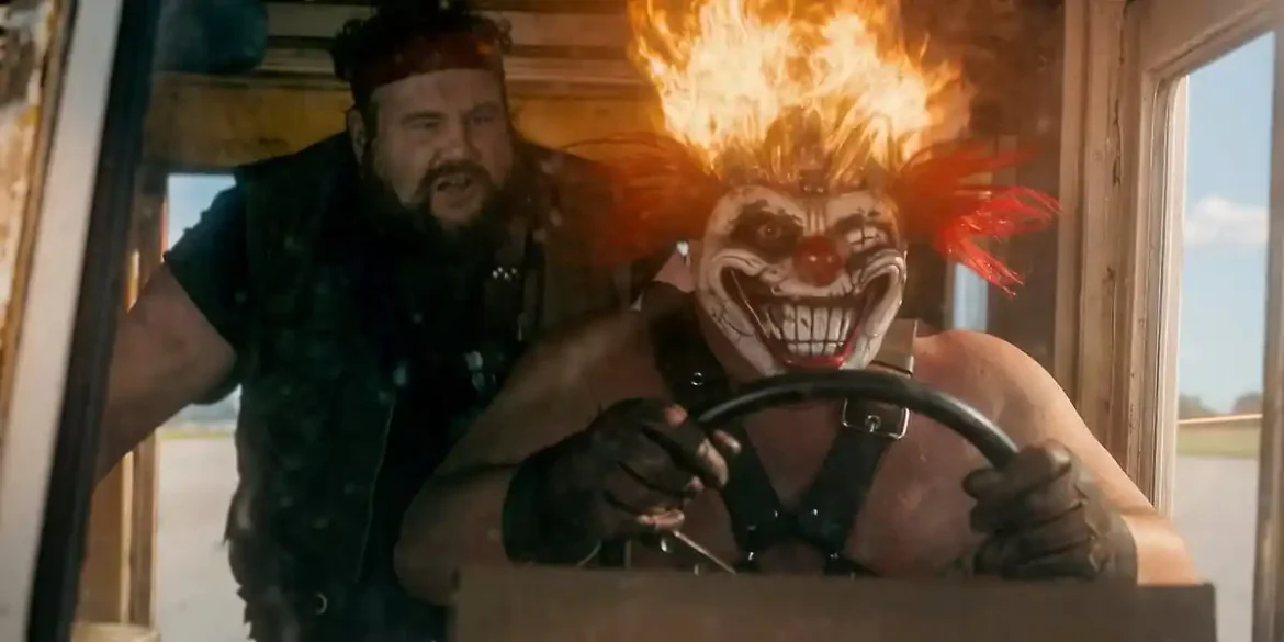 (l-r) Mike Mitchell as Stu, Joe Seanoa as Sweet Tooth in Twisted Metal Season 2