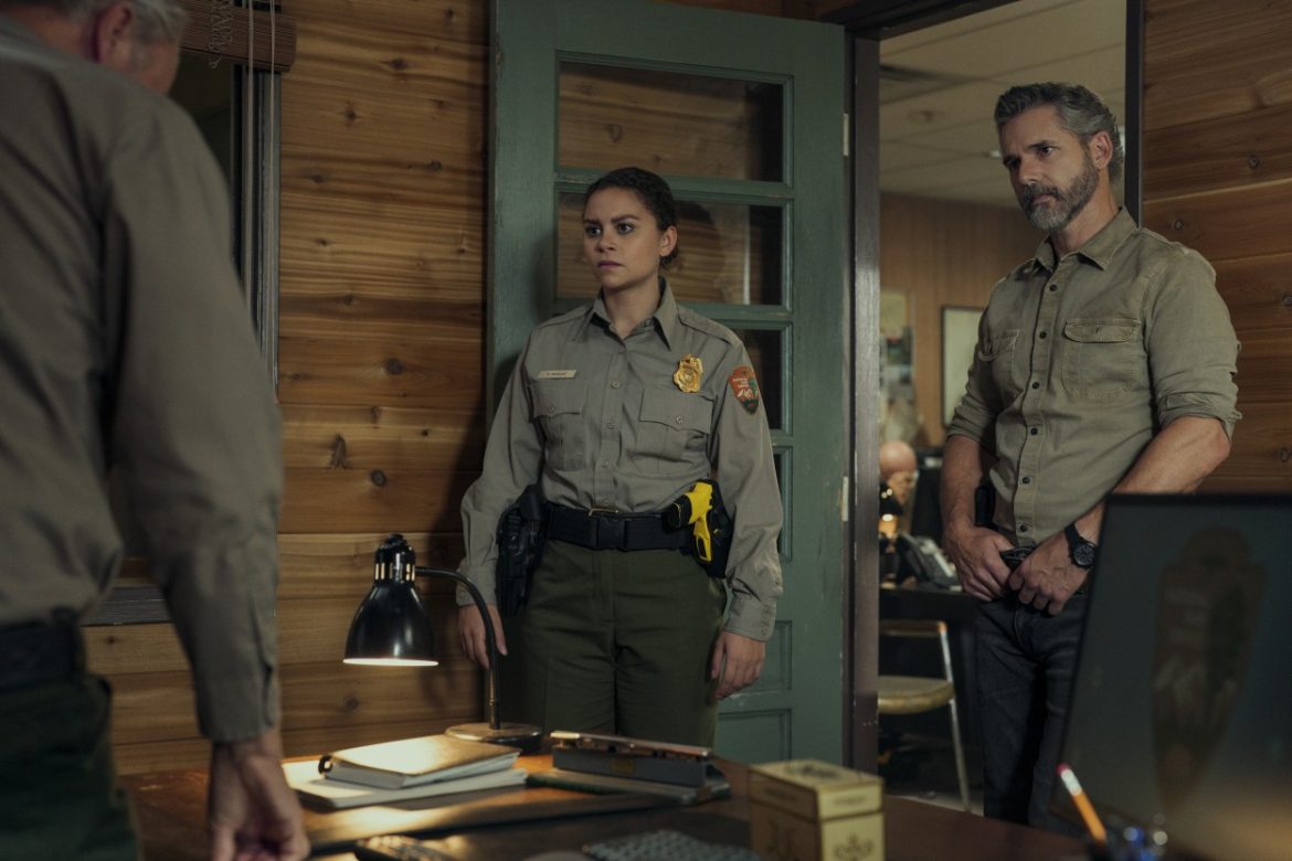 (L to R) Lily Santiago as Naya Vasquez, Eric Bana as Kyle Turner in episode 105 of Untamed.