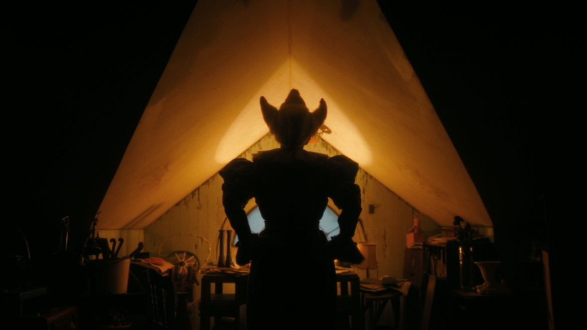 Madeline Stowe in It: Welcome to Derry