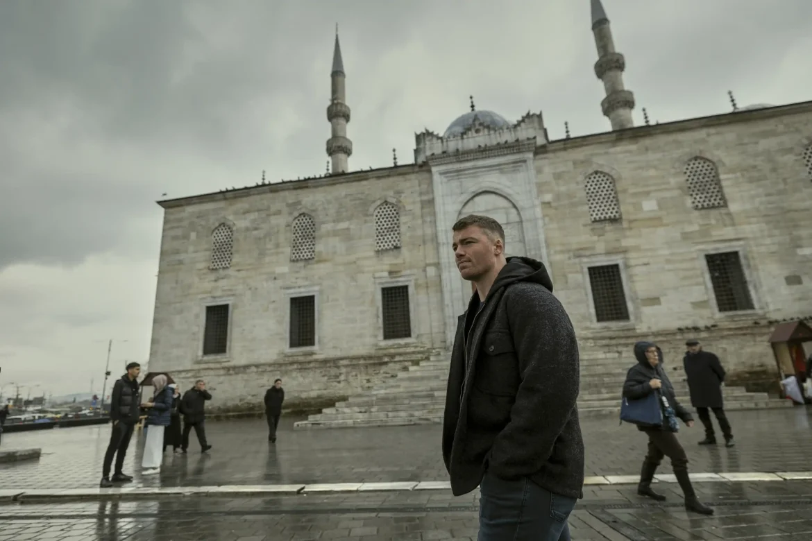 Resumen del episodio 3 de la temporada 3 de 'The Night Agent': caras antiguas y nuevas alianzas
