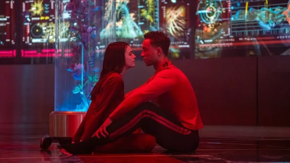 Zoe Steiner and Sandro Rosta in Star Trek: Starfleet Academy