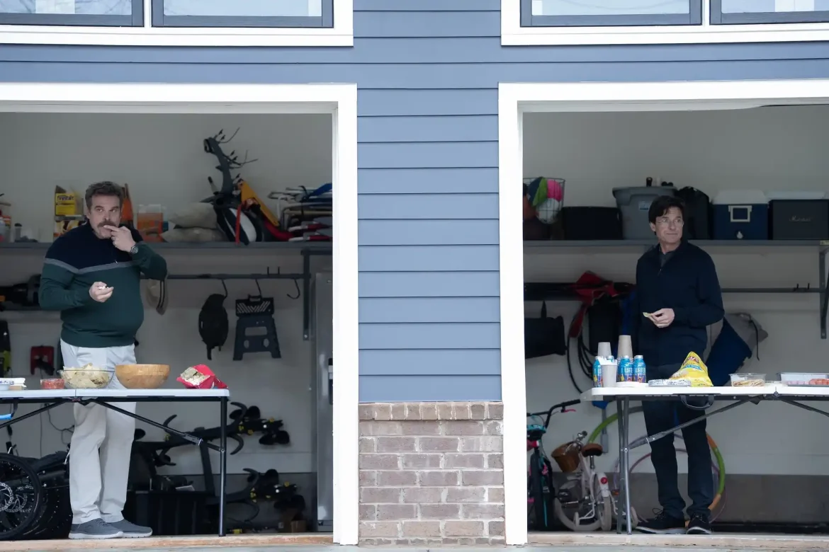 David Harbour and Jason Bateman in DTF St. Louis