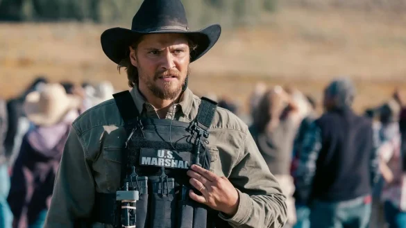 Luke Grimes in Marshals