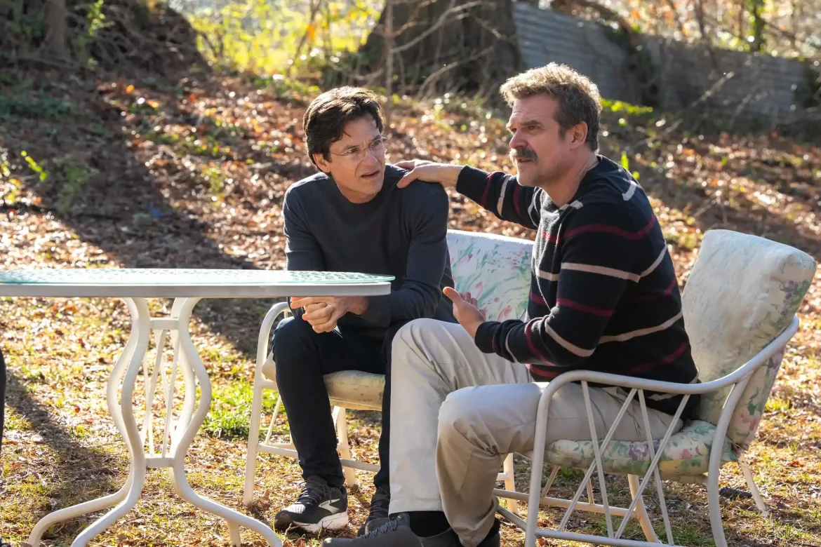 Jason Bateman and David Harbour in DTF St. Louis