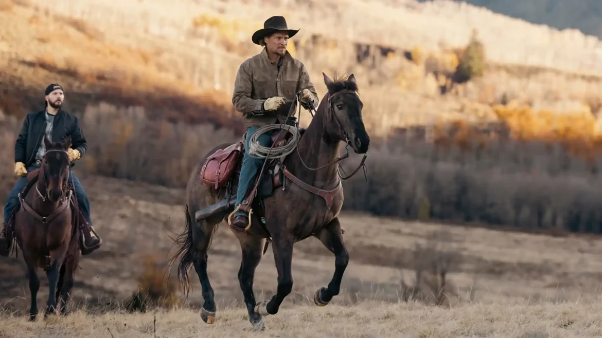 Logan Marshall-Green and Luke Grimes in Marshals